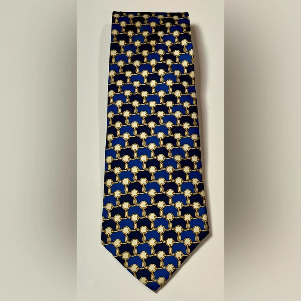 Burberrys 100% Silk Neck Tie Made by Hand in USA - Blue Gold Print